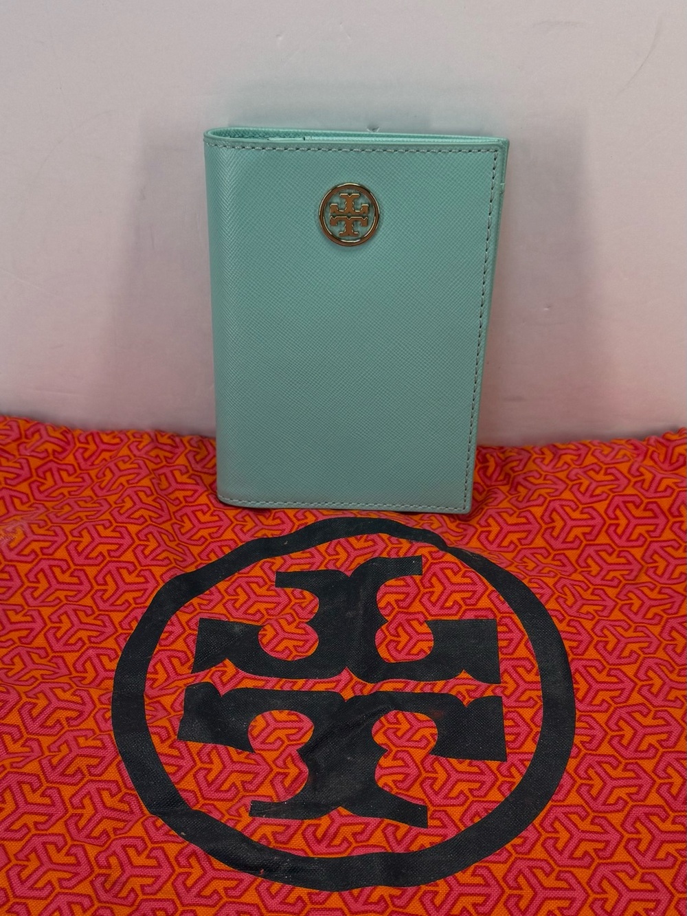 Tory Burch Seafoam Saffiano passport Card Wallet with Gold Logo